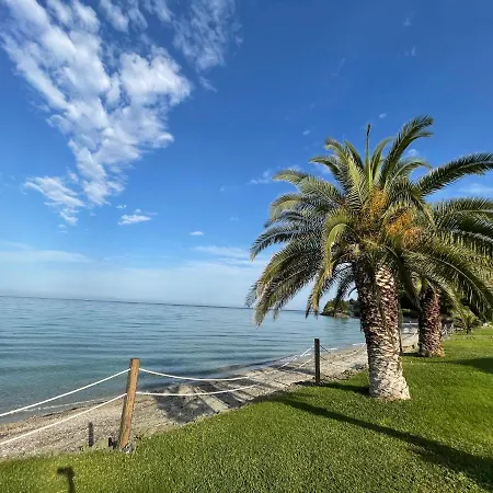 Holiday home Seafront Family Thetis