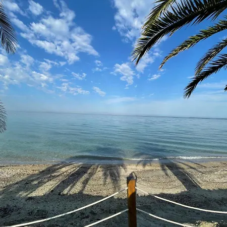 Holiday home Seafront Family Thetis *