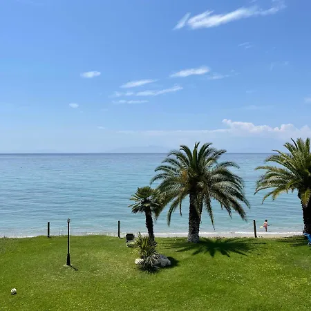 Seafront Family Thetis Φούρκα