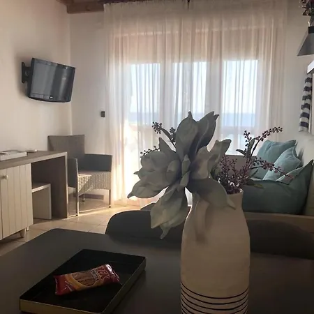 Seafront Family Thetis Holiday home Fourka